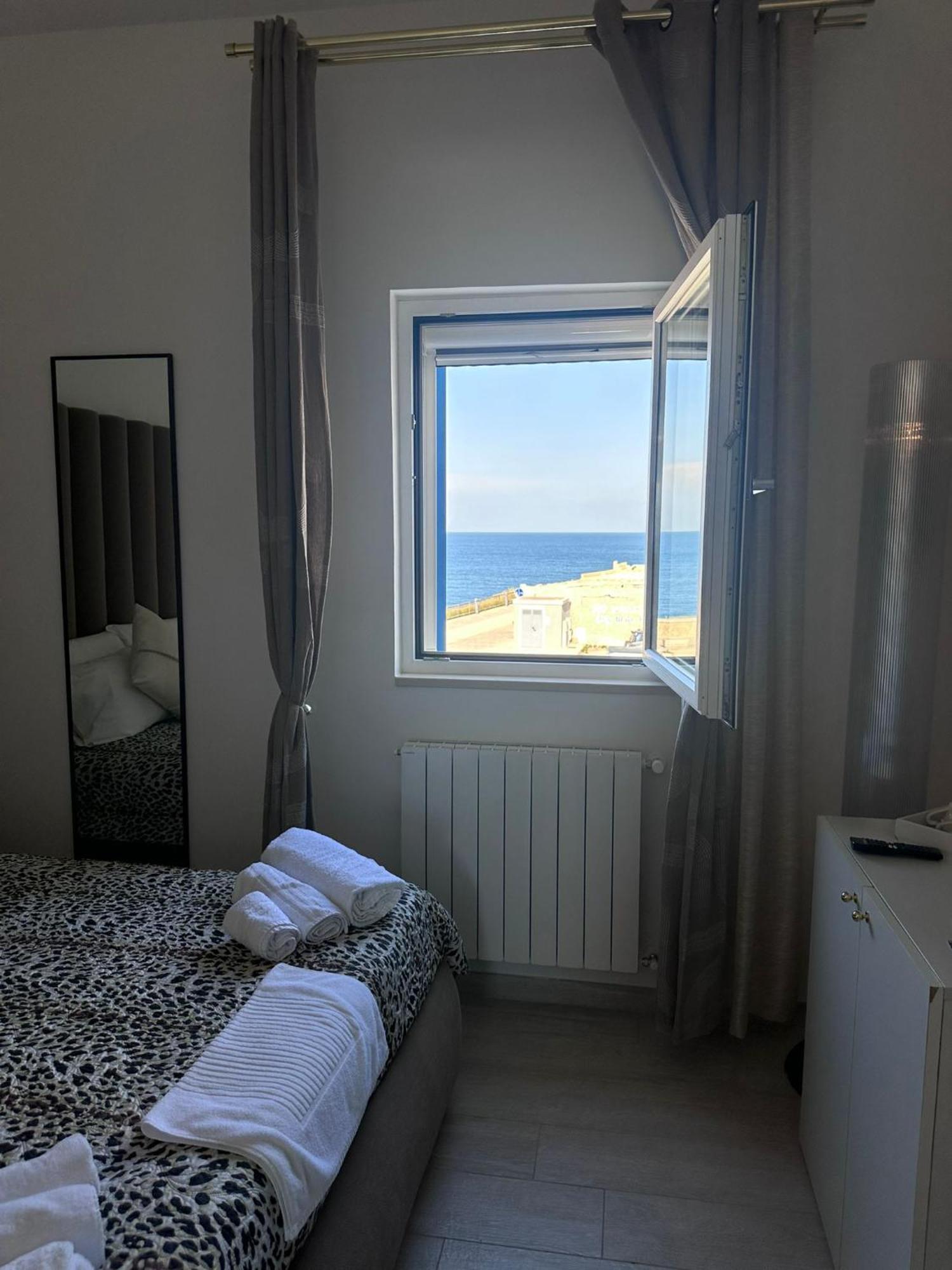 Altamarea Rooms Polignano a Mare Exterior photo